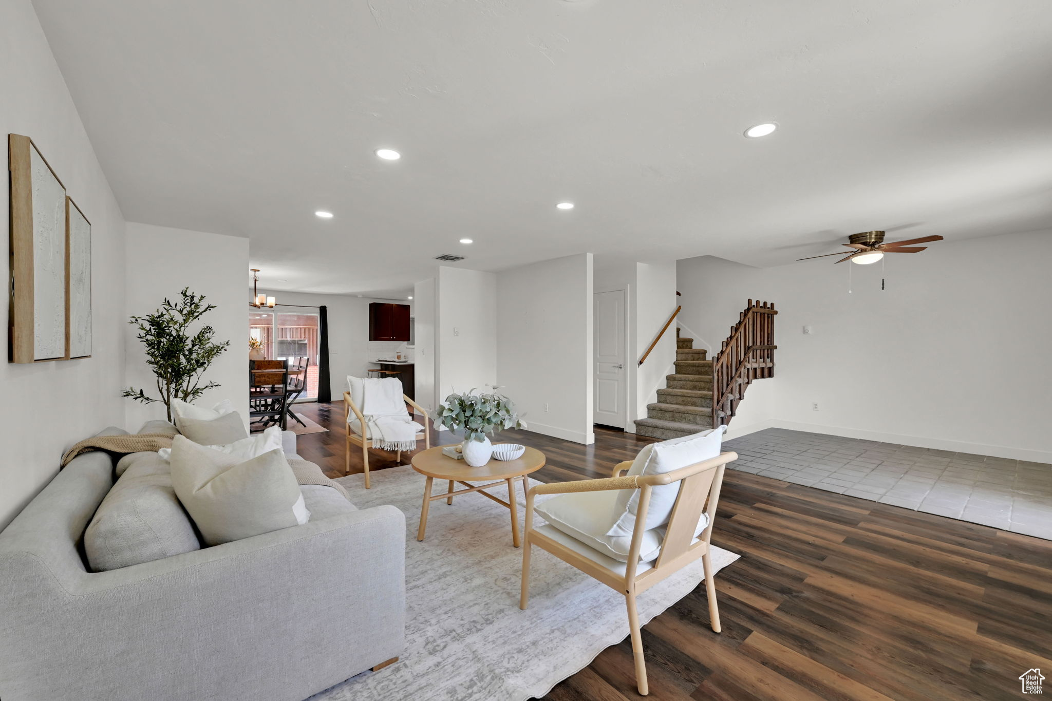 EMERALD HILLS - Residential