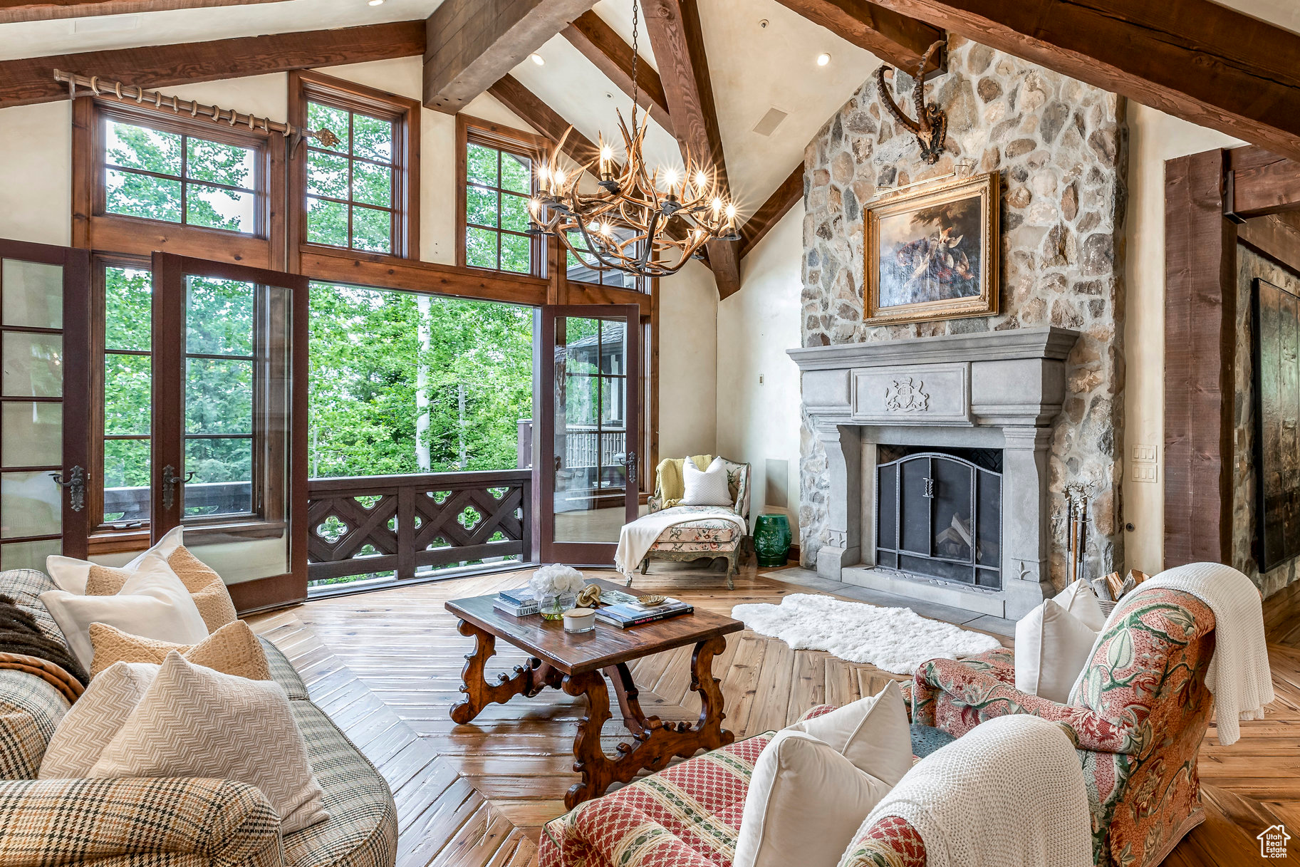 BALD EAGLE CLUB - Residential