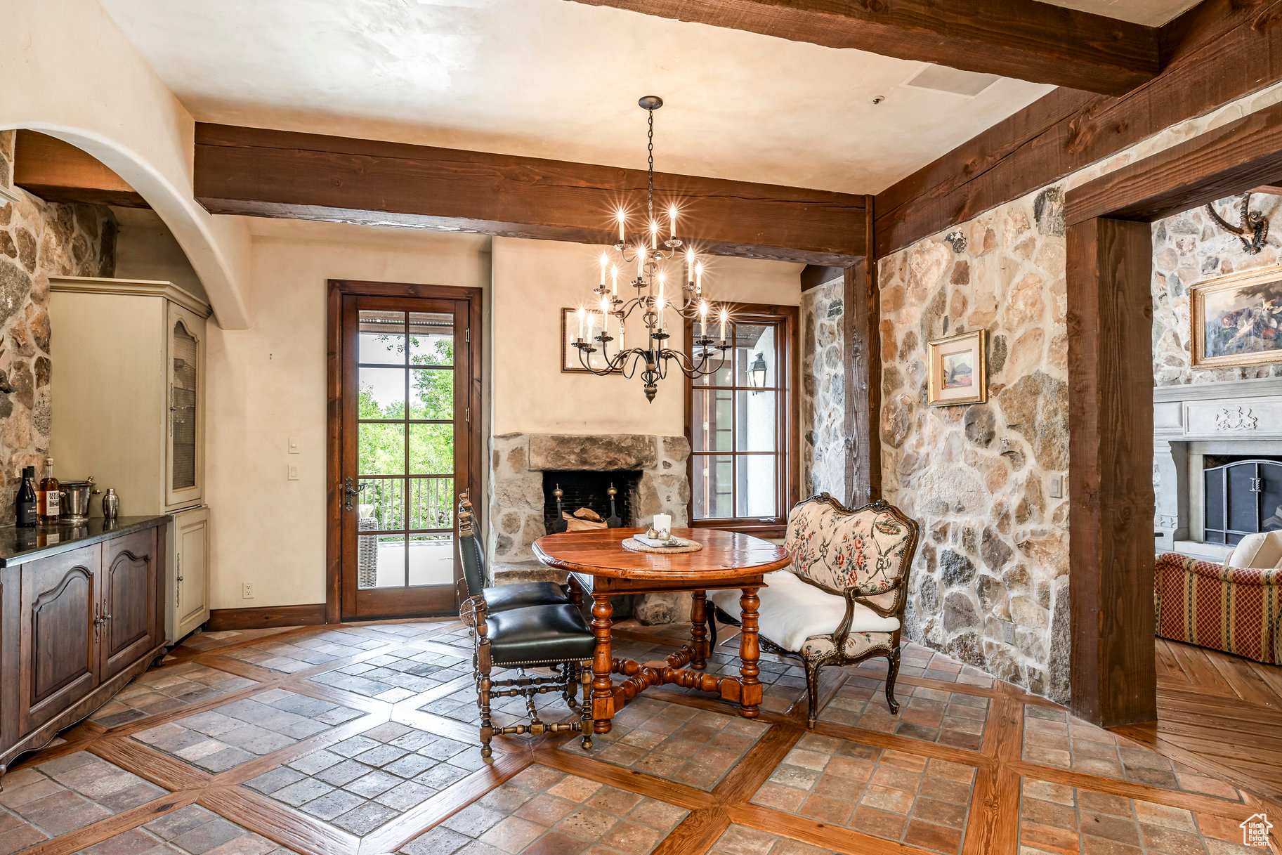 BALD EAGLE CLUB - Residential