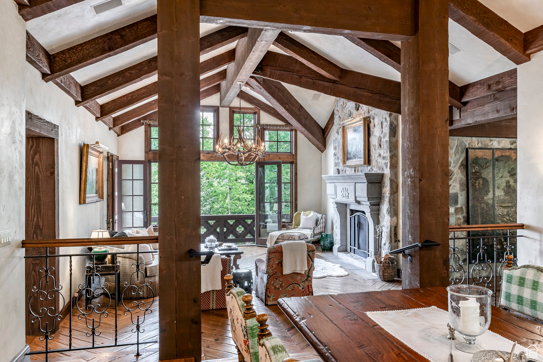 BALD EAGLE CLUB - Residential