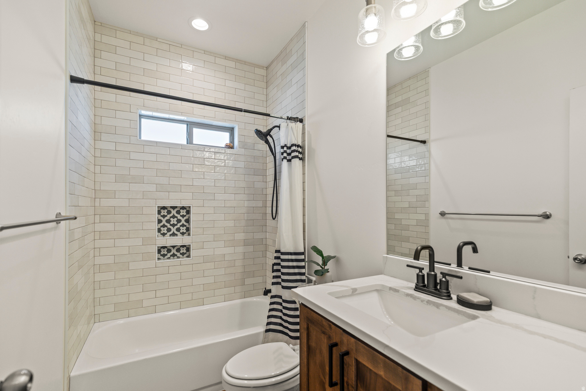 MAYFIELD ESTATES PHASE III SUBDIVISION - Residential