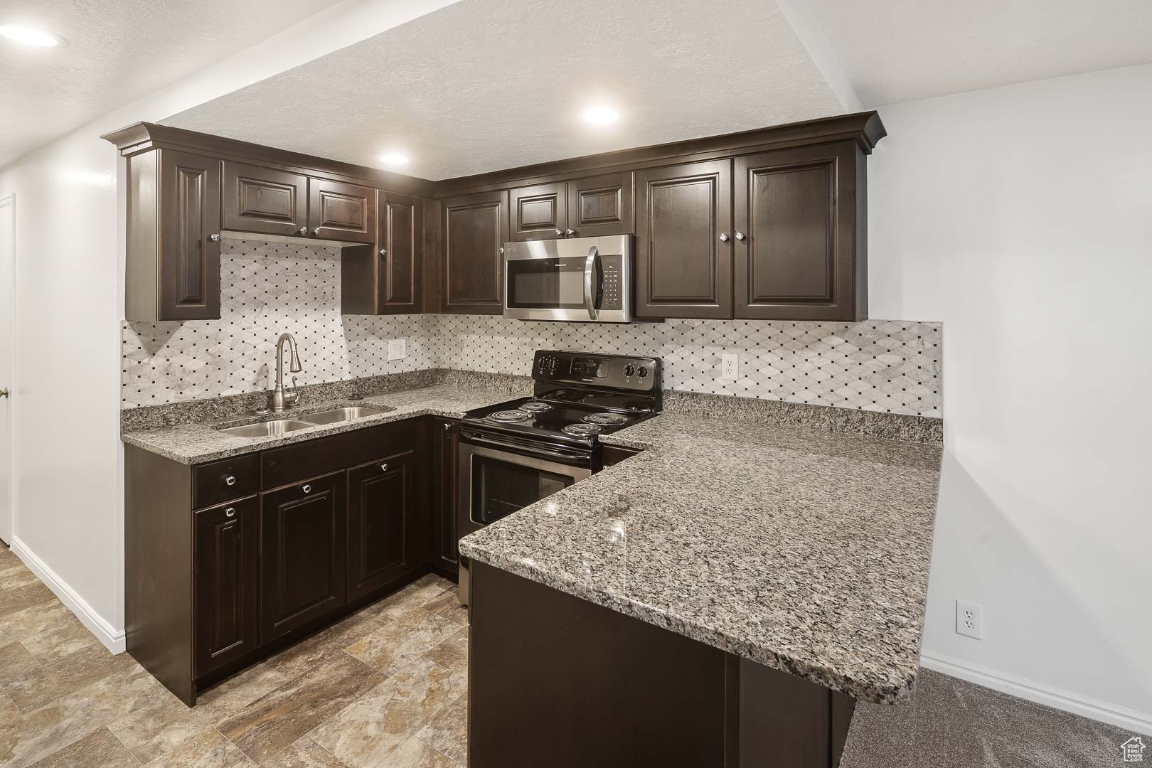 BROWNS MEADOW #1 - Residential