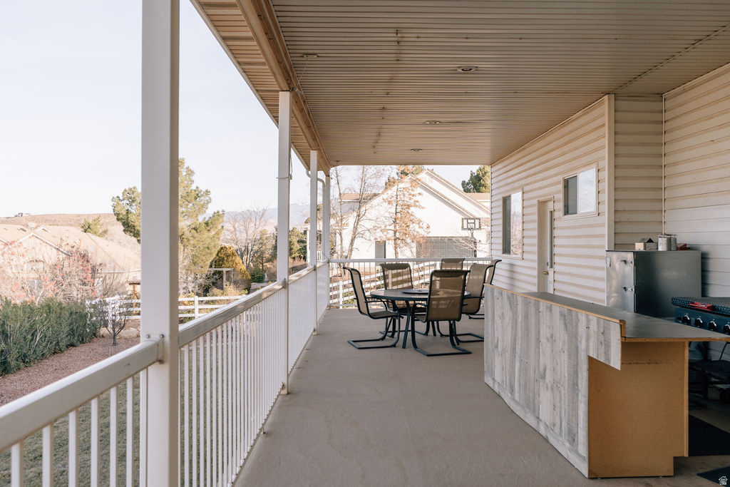 MAJESTIC VIEW 1 - Residential