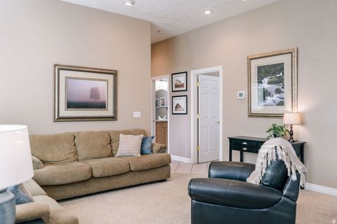Tiny photo for 3066 S KINGS COURT LN, Washington, UT 84780 (MLS # 2132448)