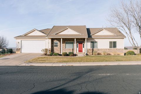 Tiny photo for 3066 S KINGS COURT LN, Washington, UT 84780 (MLS # 2132448)
