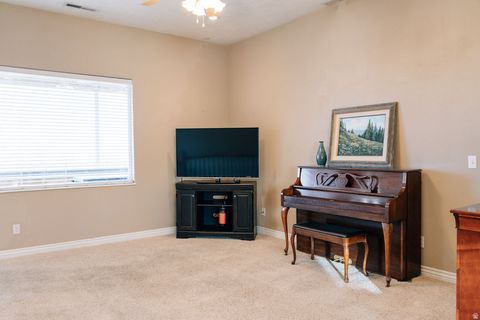 Tiny photo for 3066 S KINGS COURT LN, Washington, UT 84780 (MLS # 2132448)