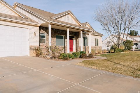 Tiny photo for 3066 S KINGS COURT LN, Washington, UT 84780 (MLS # 2132448)