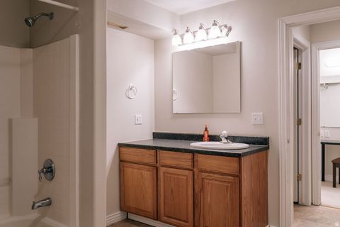 Tiny photo for 3066 S KINGS COURT LN, Washington, UT 84780 (MLS # 2132448)