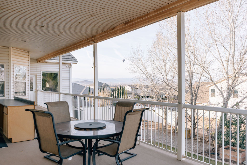 MAJESTIC VIEW 1 - Residential