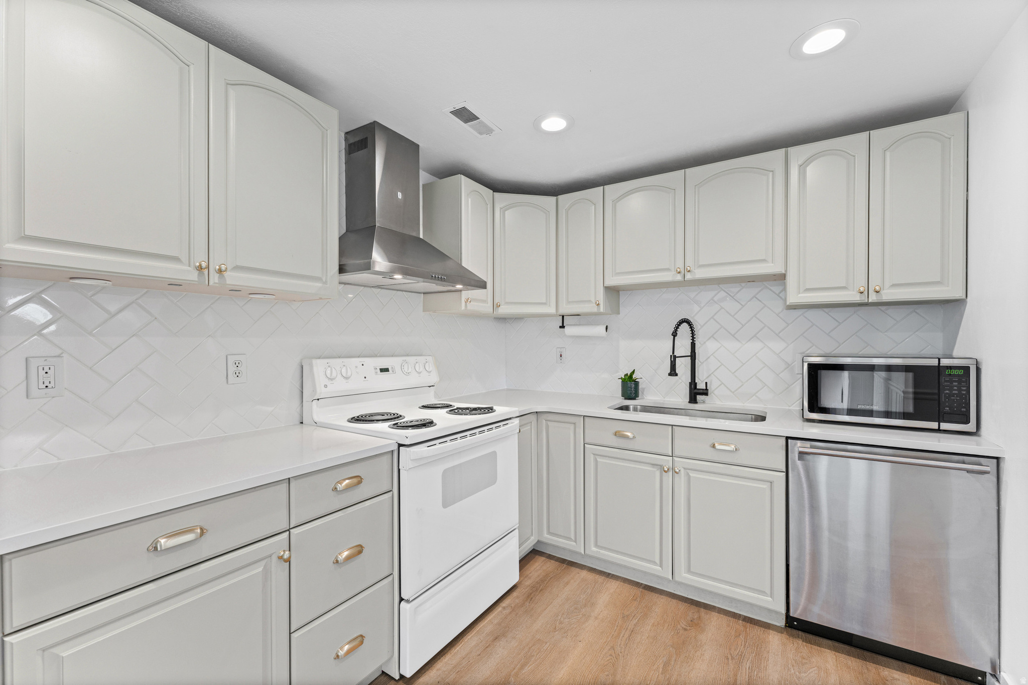 MUIRHEAD - Residential