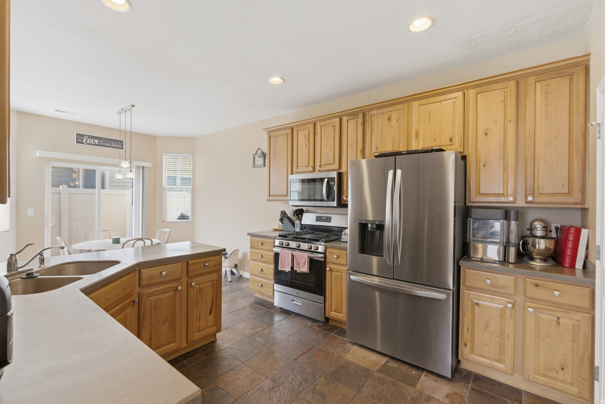 MEADOWS - Residential