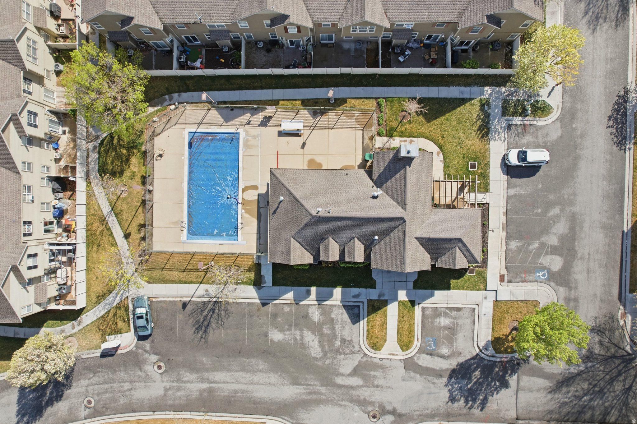 MEADOWS - Residential