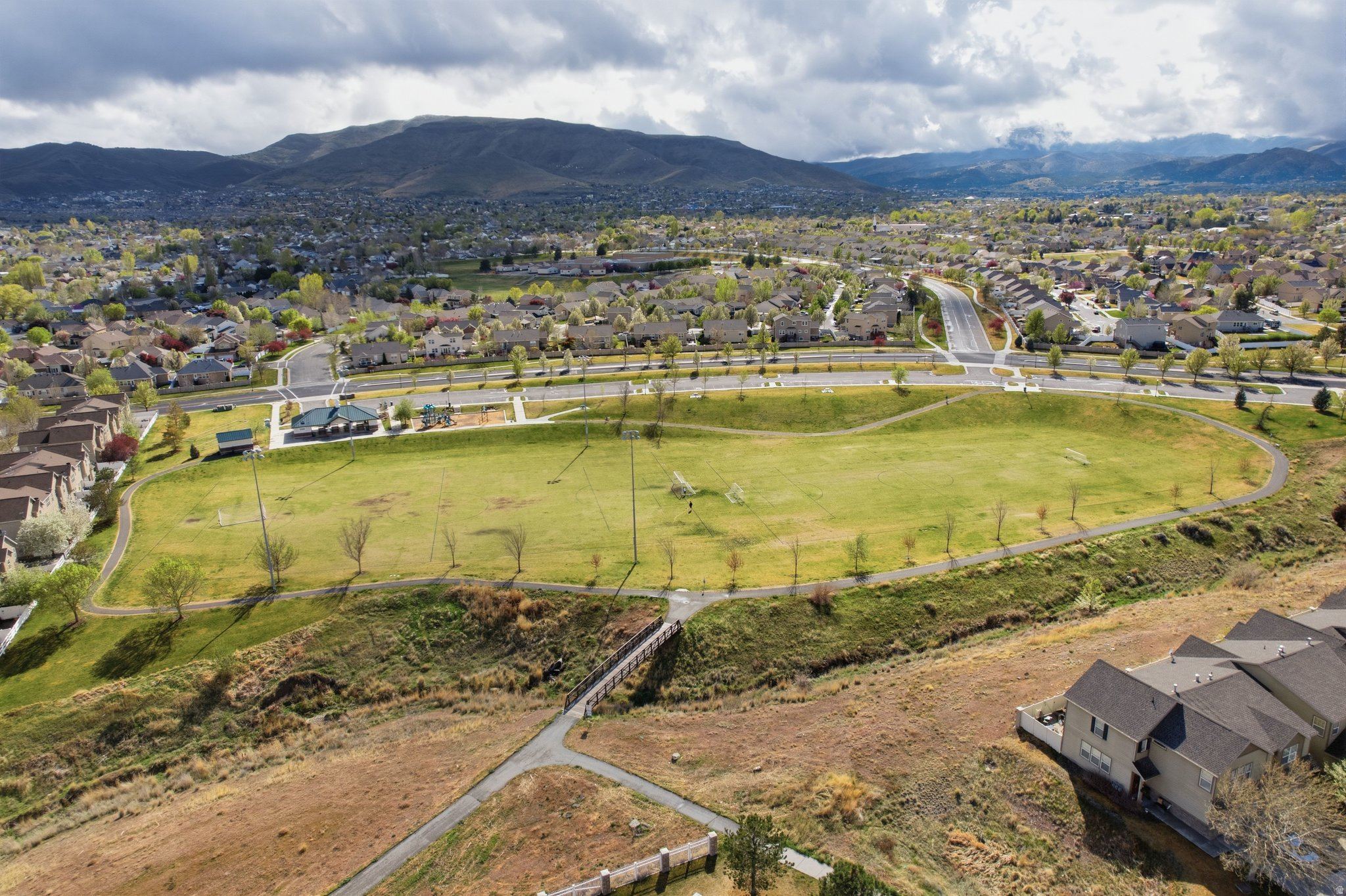 MEADOWS - Residential