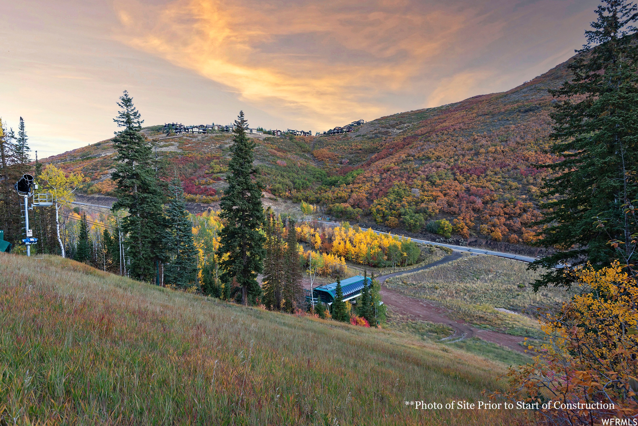 FOUNDERS PLACE - Residential