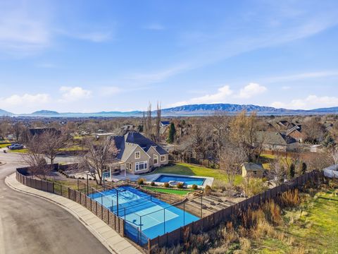 Photo of 472 W 2760 N, Pleasant Grove, UT 84062 (MLS # 2129506)