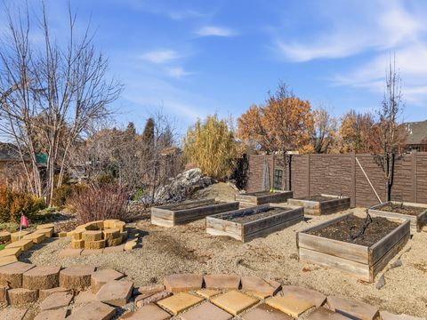 Tiny photo for 472 W 2760 N, Pleasant Grove, UT 84062 (MLS # 2129506)