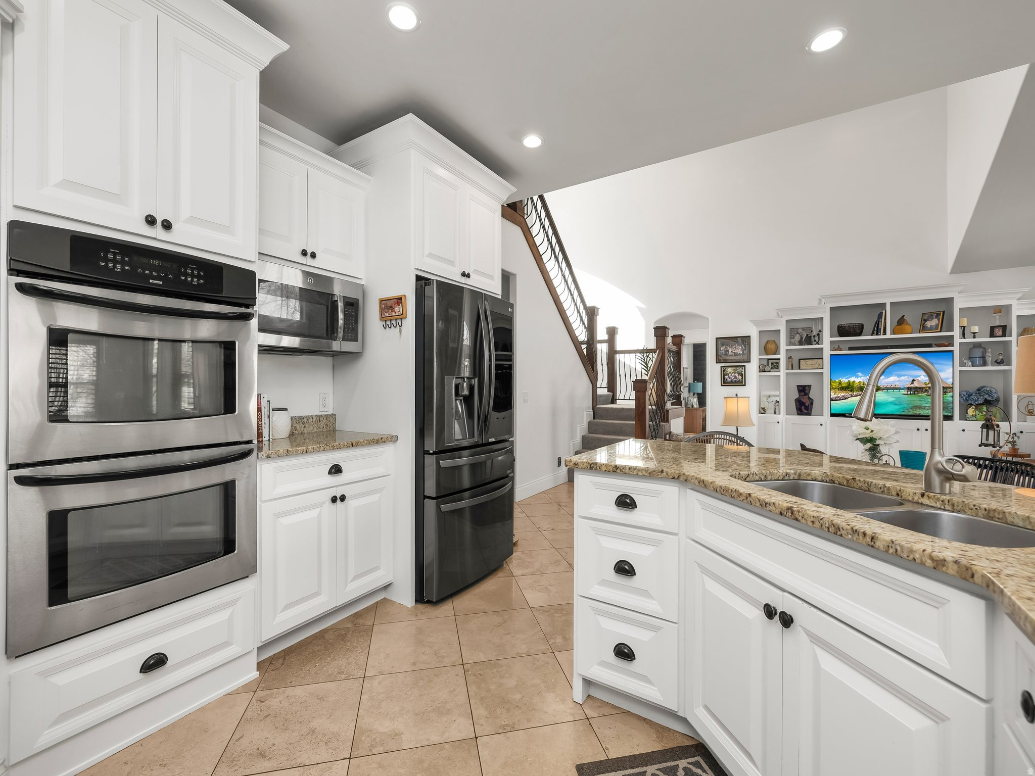 HAWKES LANDING - Residential