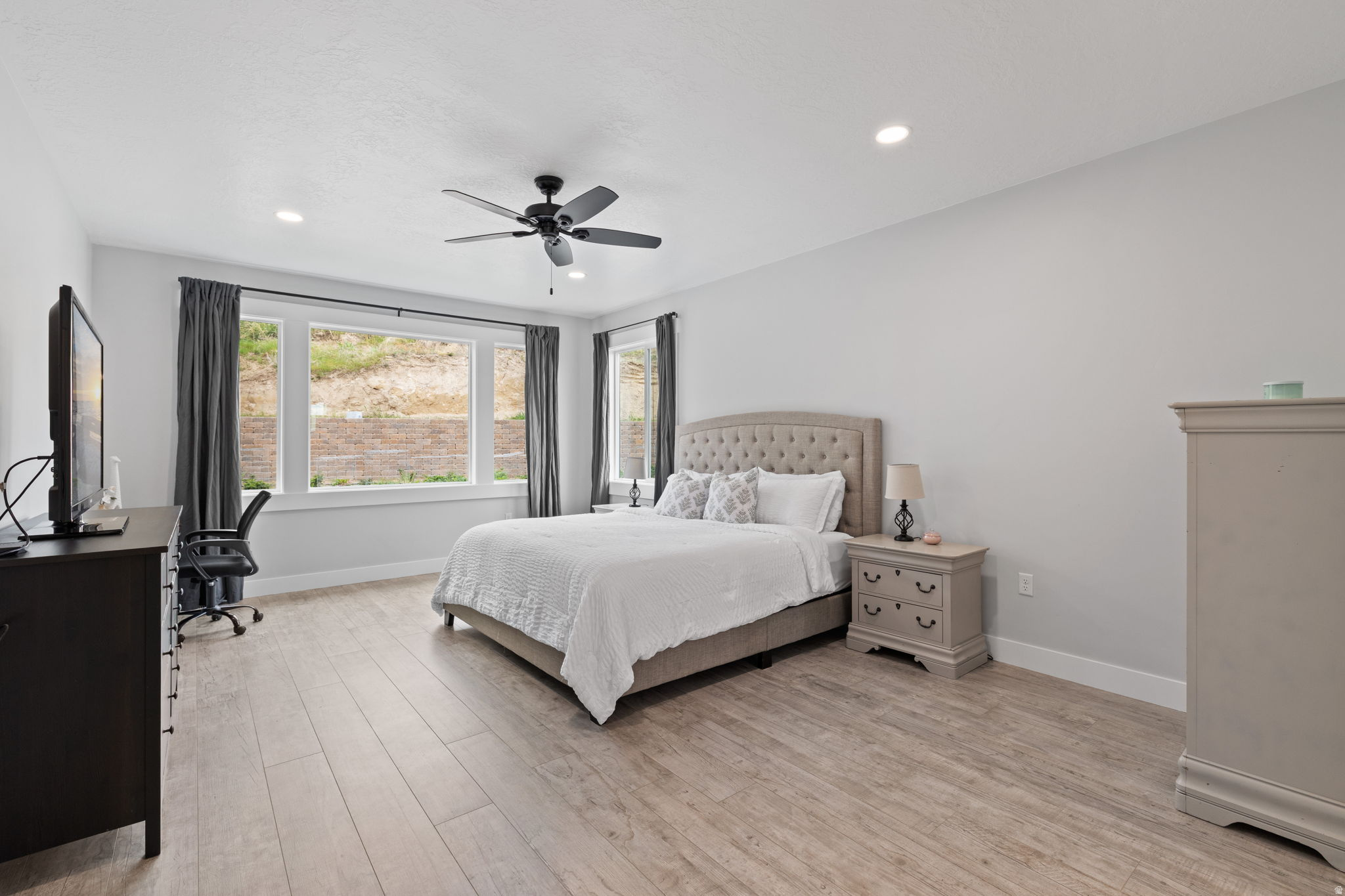 LOAFER MOUNTAIN VIEW - Residential