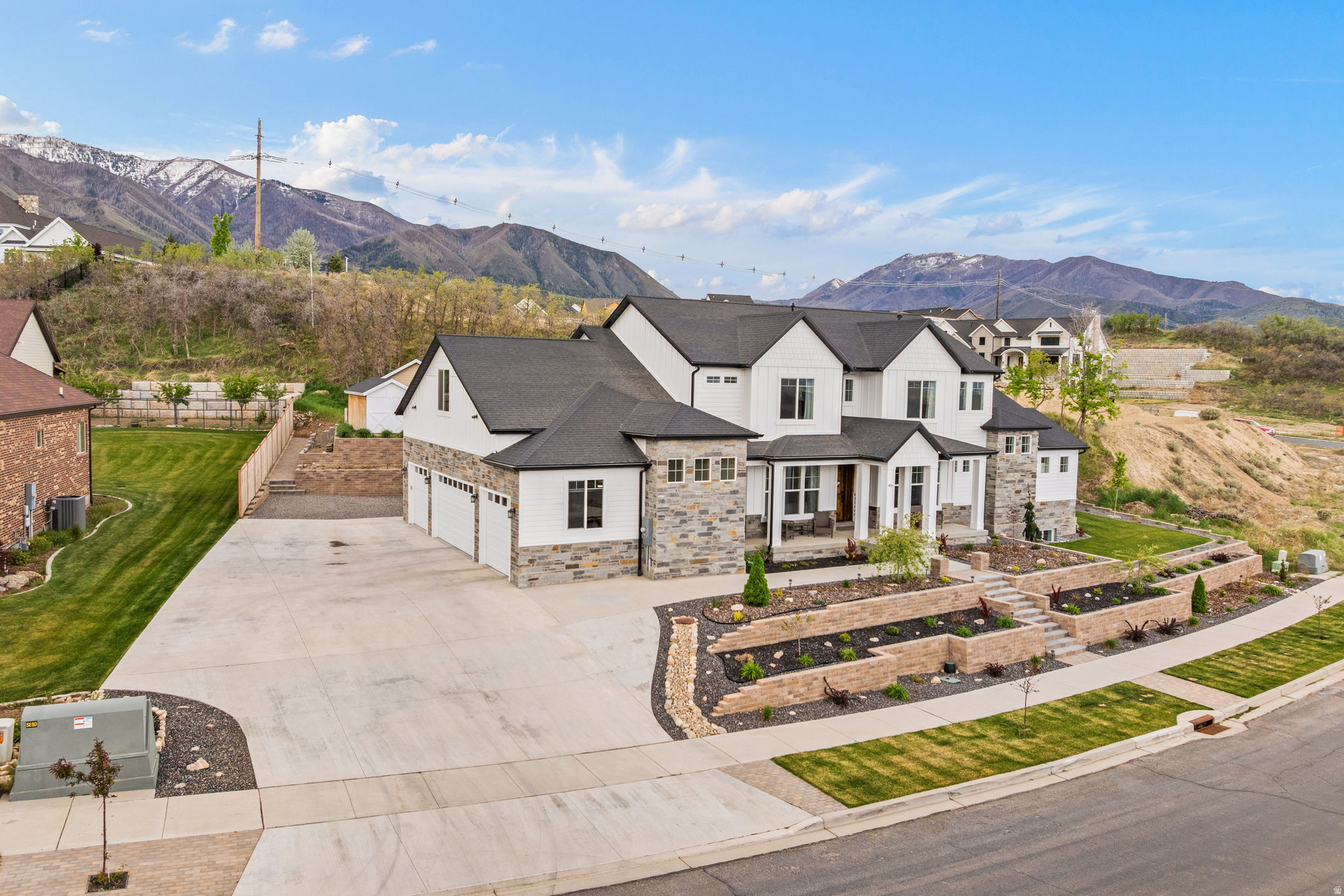LOAFER MOUNTAIN VIEW - Residential