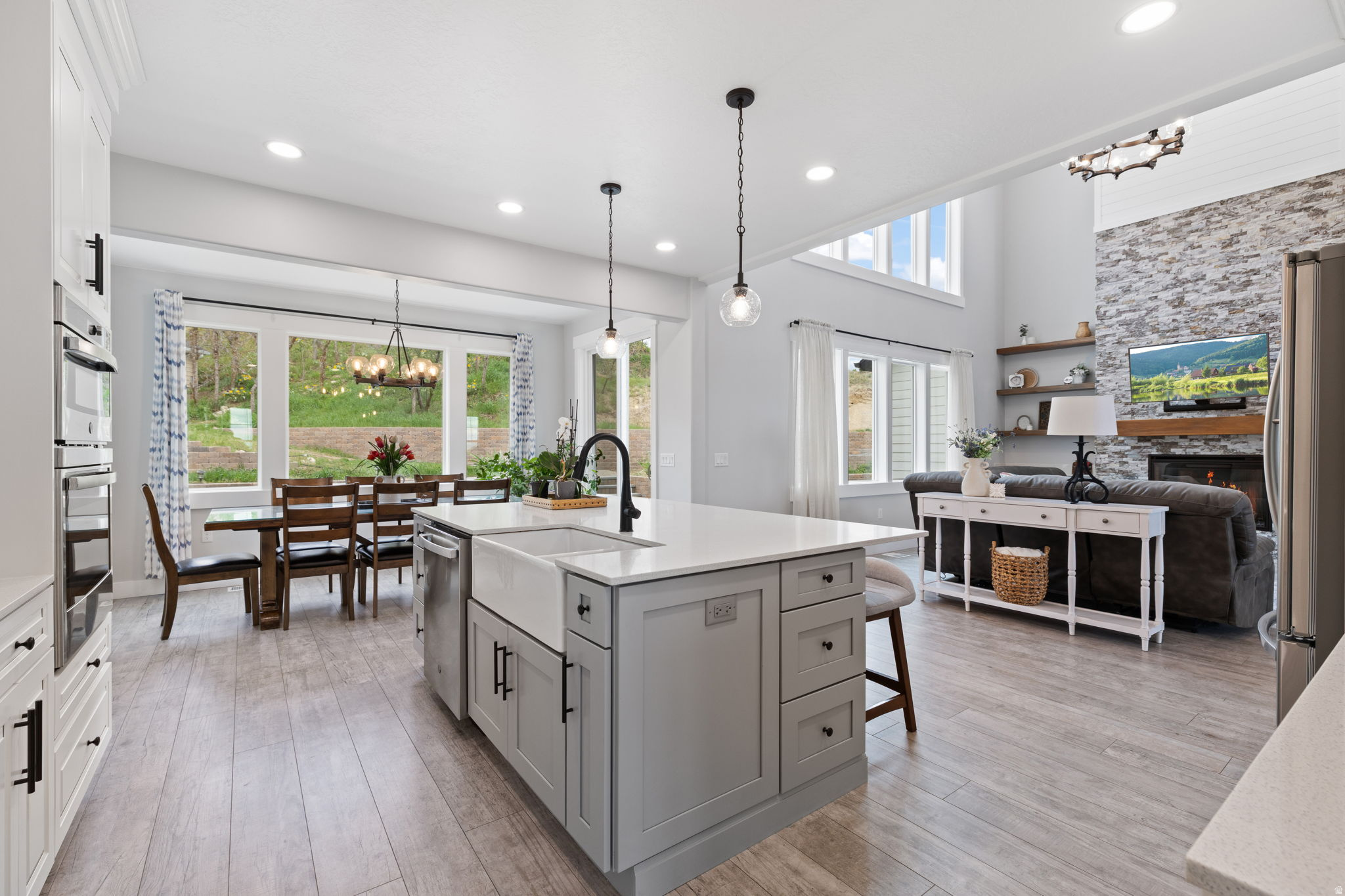 LOAFER MOUNTAIN VIEW - Residential