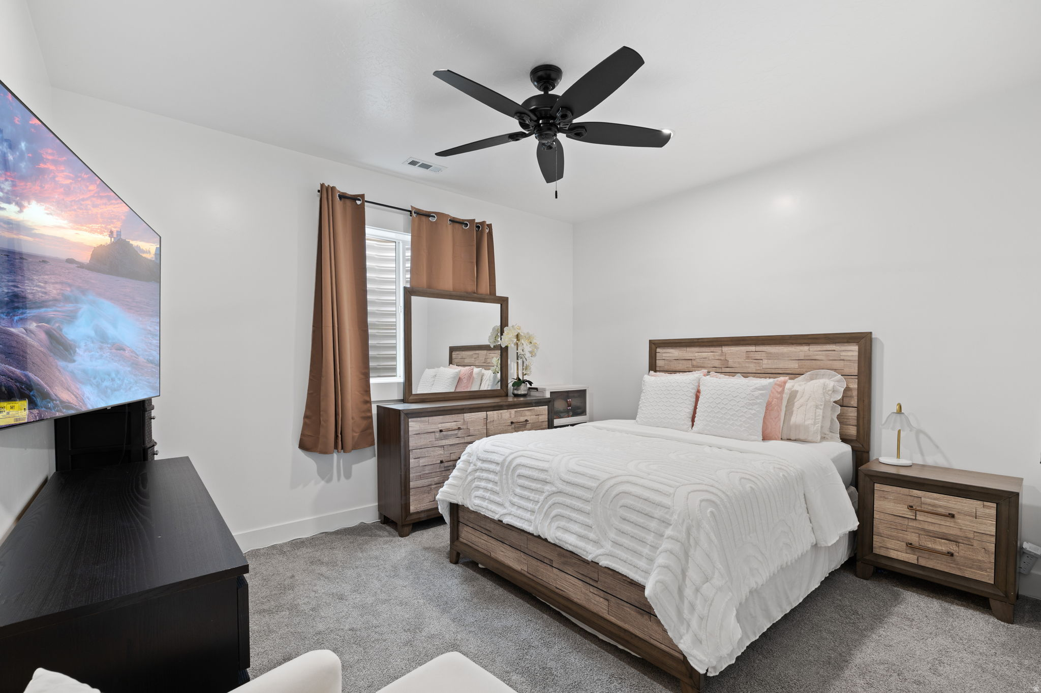 LOAFER MOUNTAIN VIEW - Residential