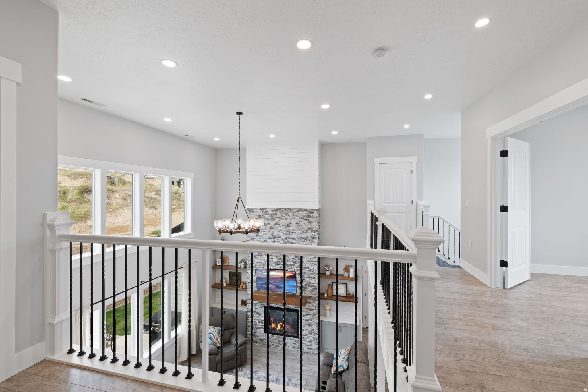 LOAFER MOUNTAIN VIEW - Residential