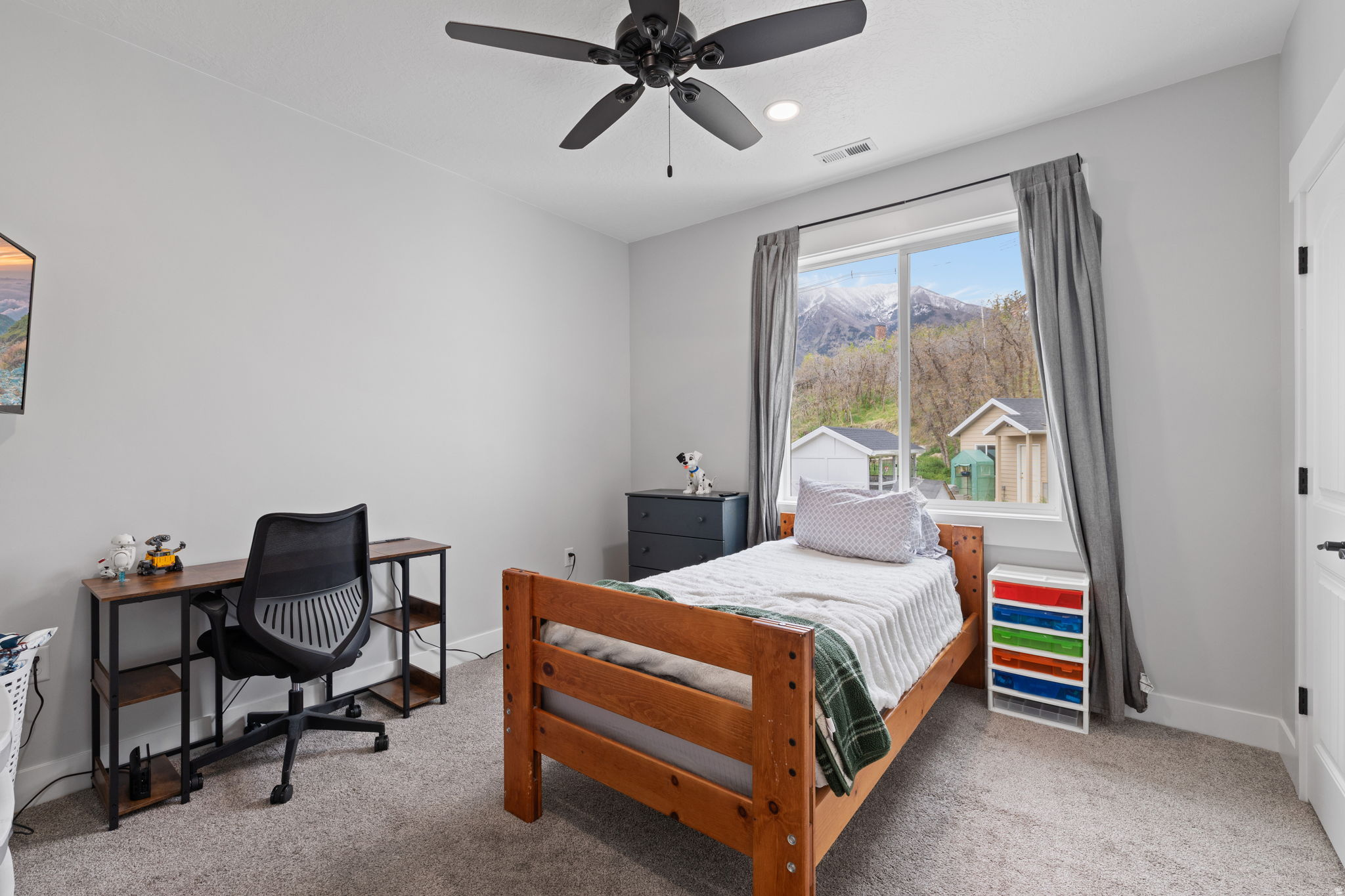 LOAFER MOUNTAIN VIEW - Residential