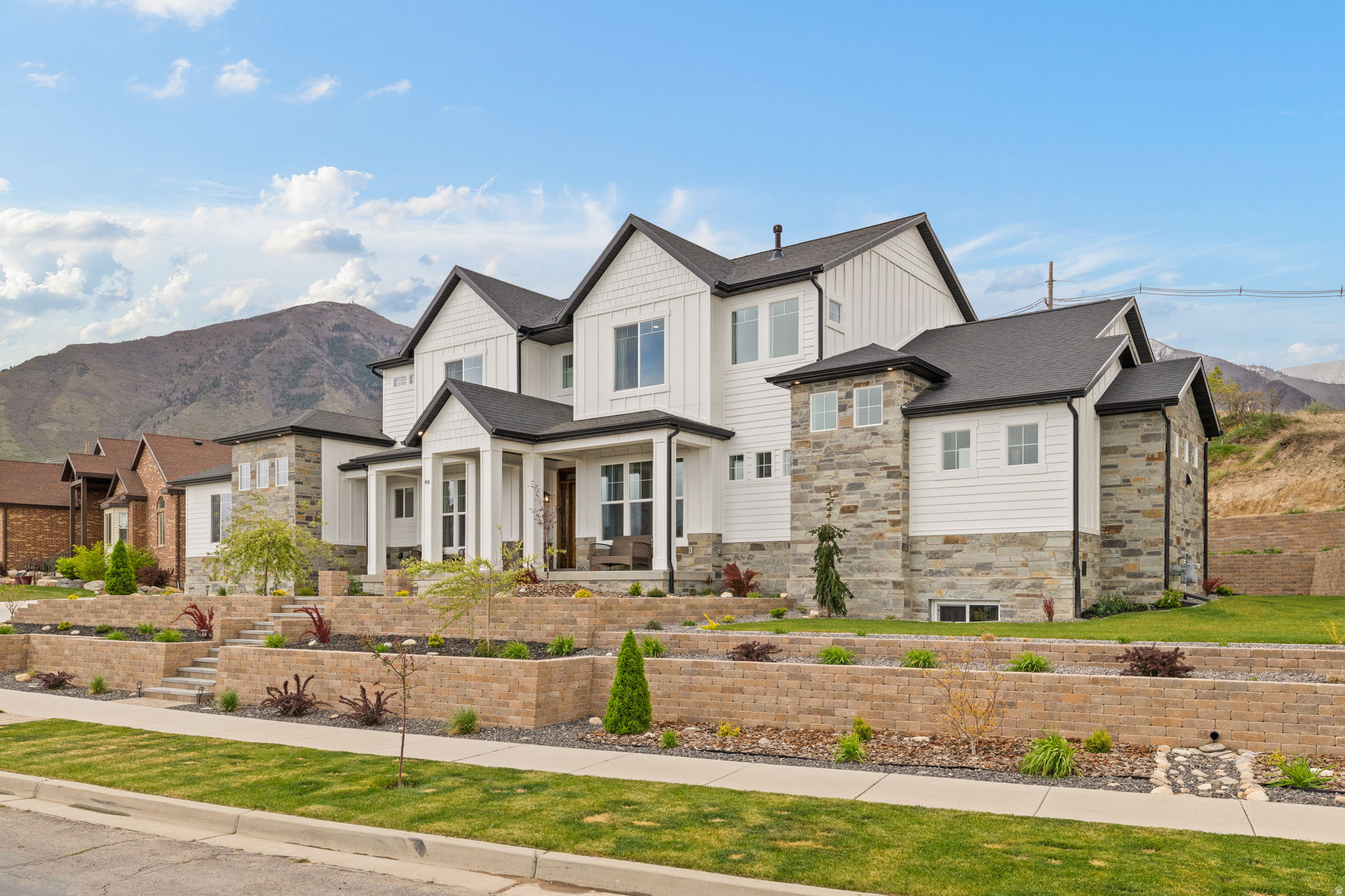 LOAFER MOUNTAIN VIEW - Residential