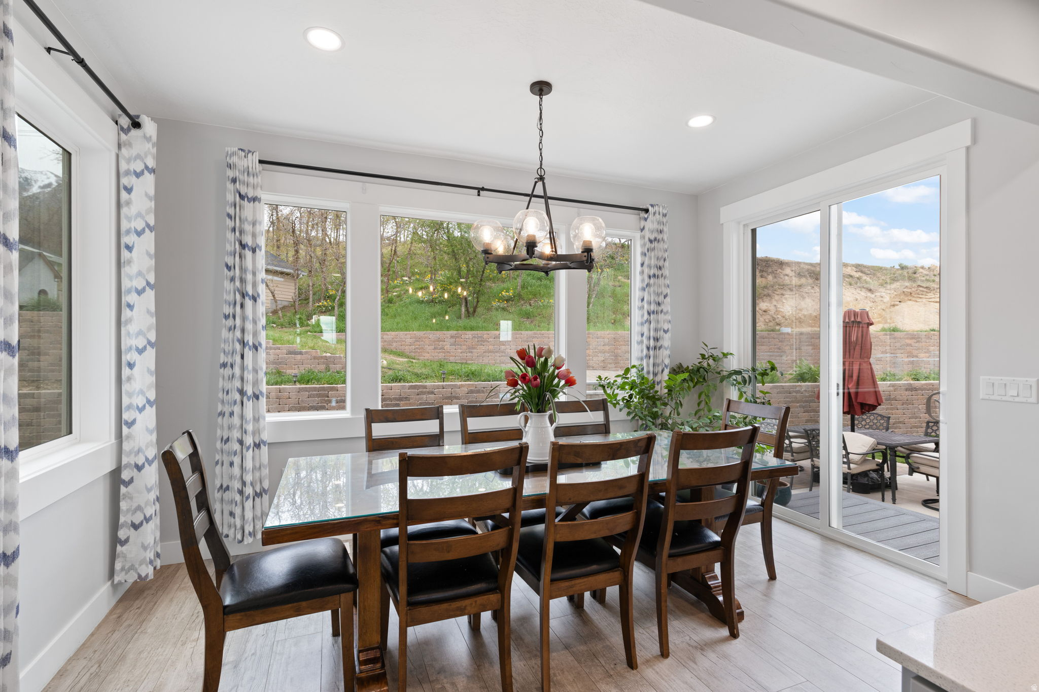 LOAFER MOUNTAIN VIEW - Residential