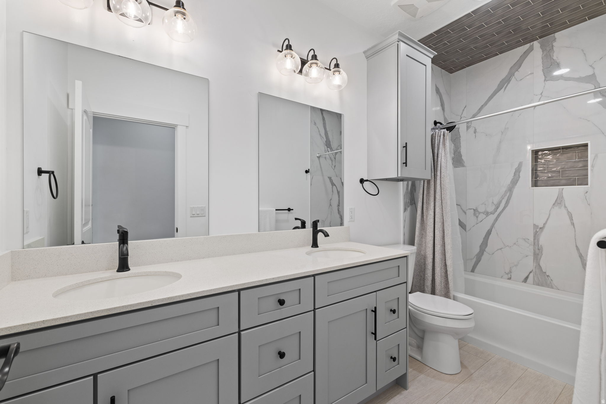 LOAFER MOUNTAIN VIEW - Residential