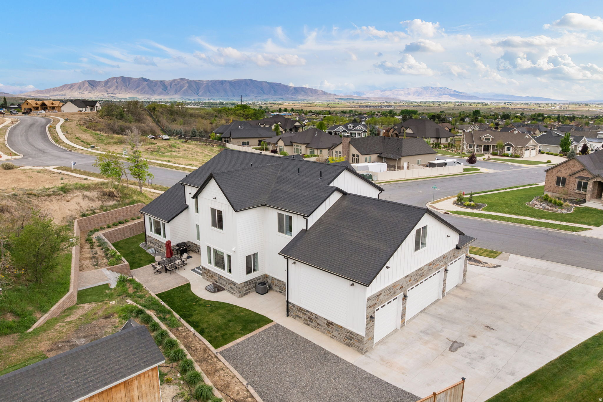 LOAFER MOUNTAIN VIEW - Residential
