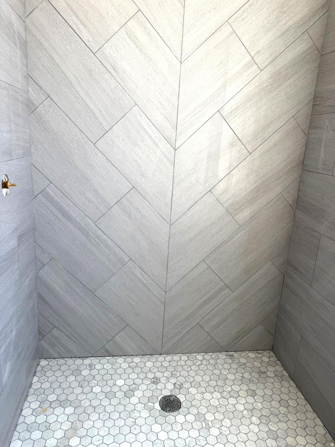 EPHRAIM CROSSING - Residential