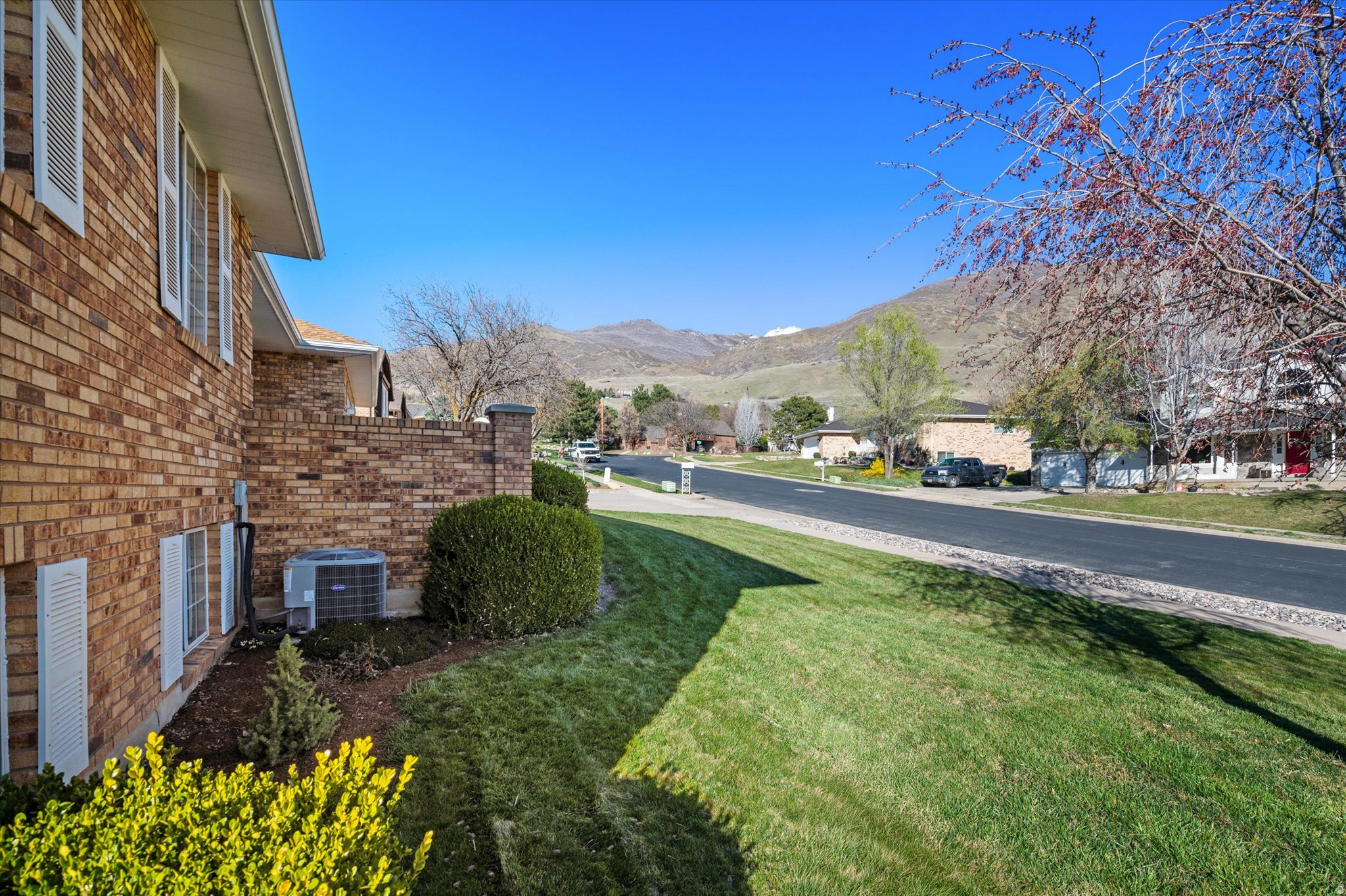 FARMINGTON ORCHARDS - Residential