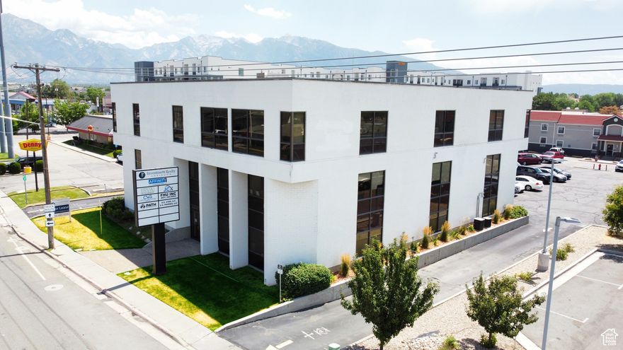 This is an excellent office building just off the 7200 S Exit with tremendous visibility. Offices are quiet and suited for Professional/Corporate Office. Located at 411 West and 7200 South Midvale, UT 84047. Clean & Classic Offices with a convenient location off I-15 with good parking and access. Full Service. AVAILABLE NOW!