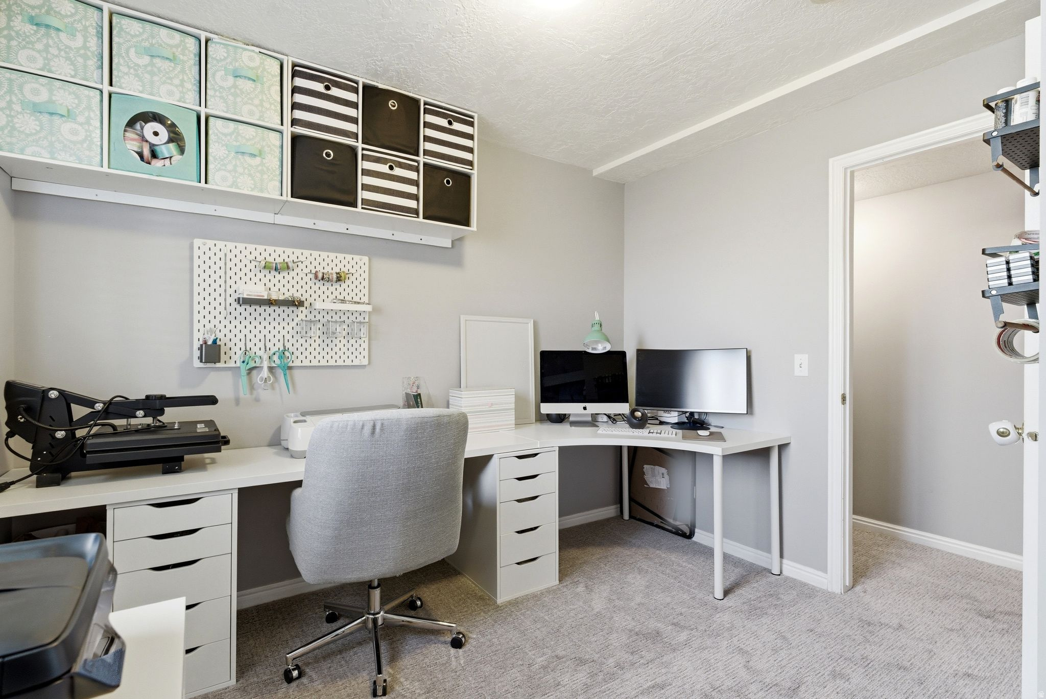 GOLDEN MEADOWS - Residential