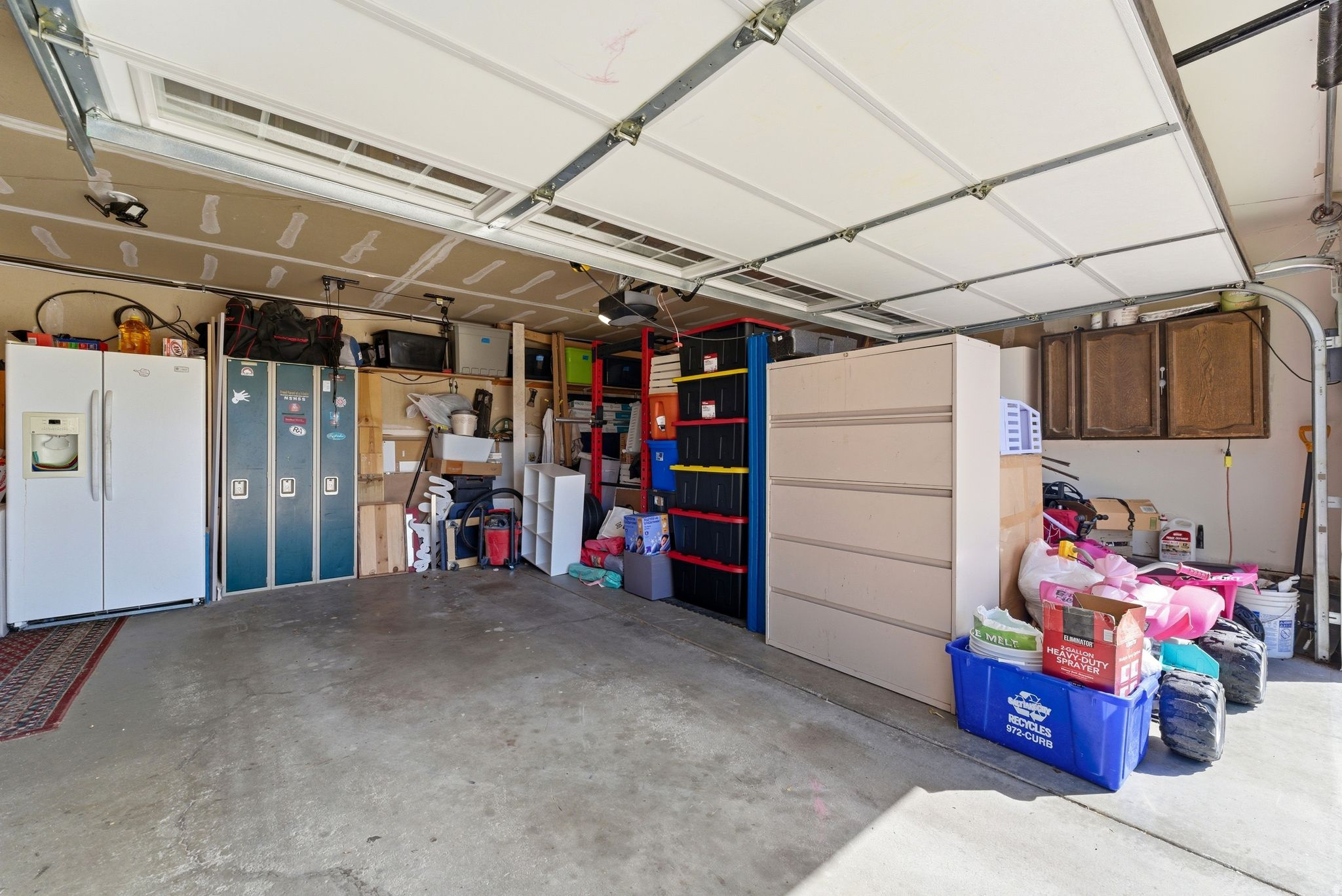 GOLDEN MEADOWS - Residential