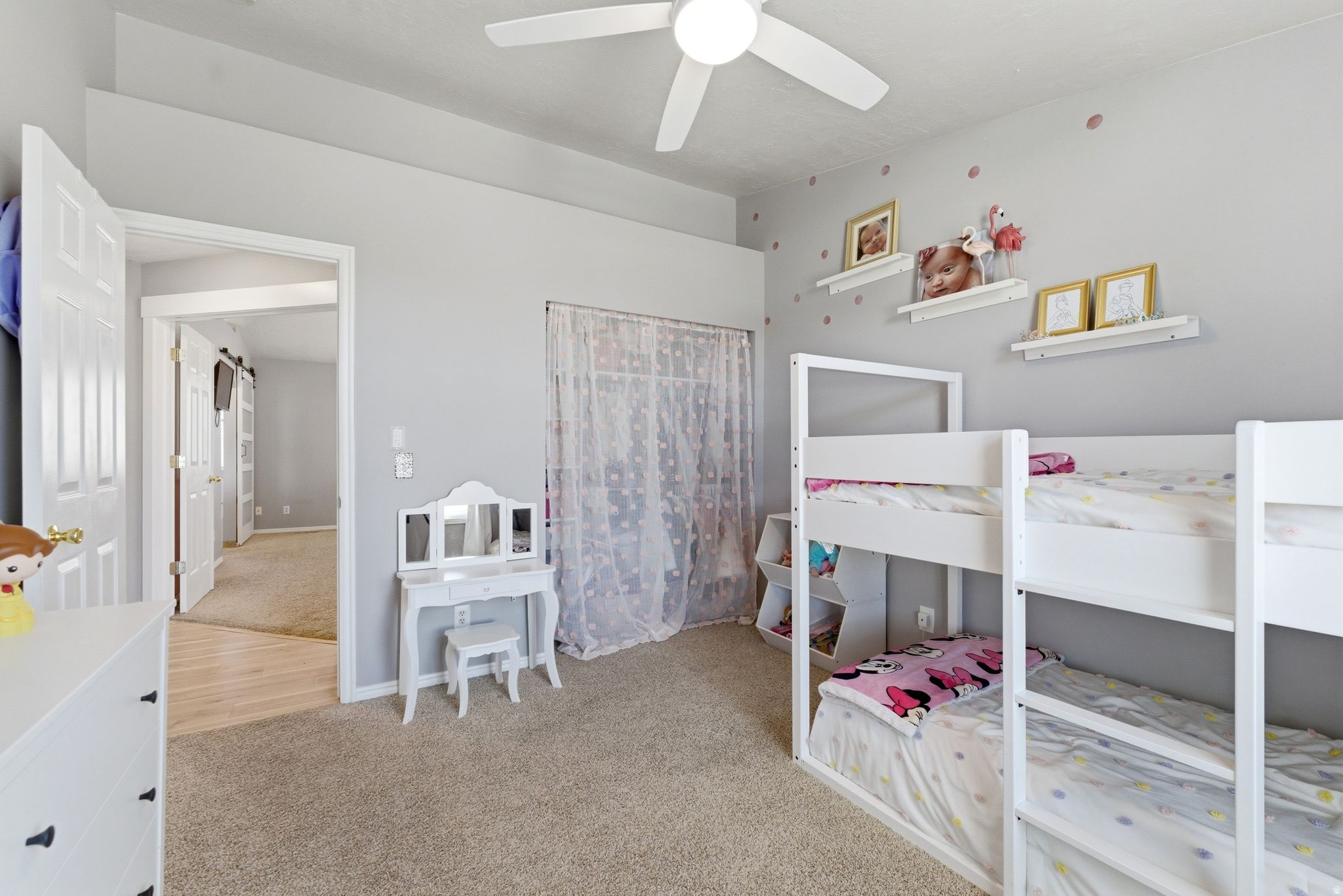 GOLDEN MEADOWS - Residential