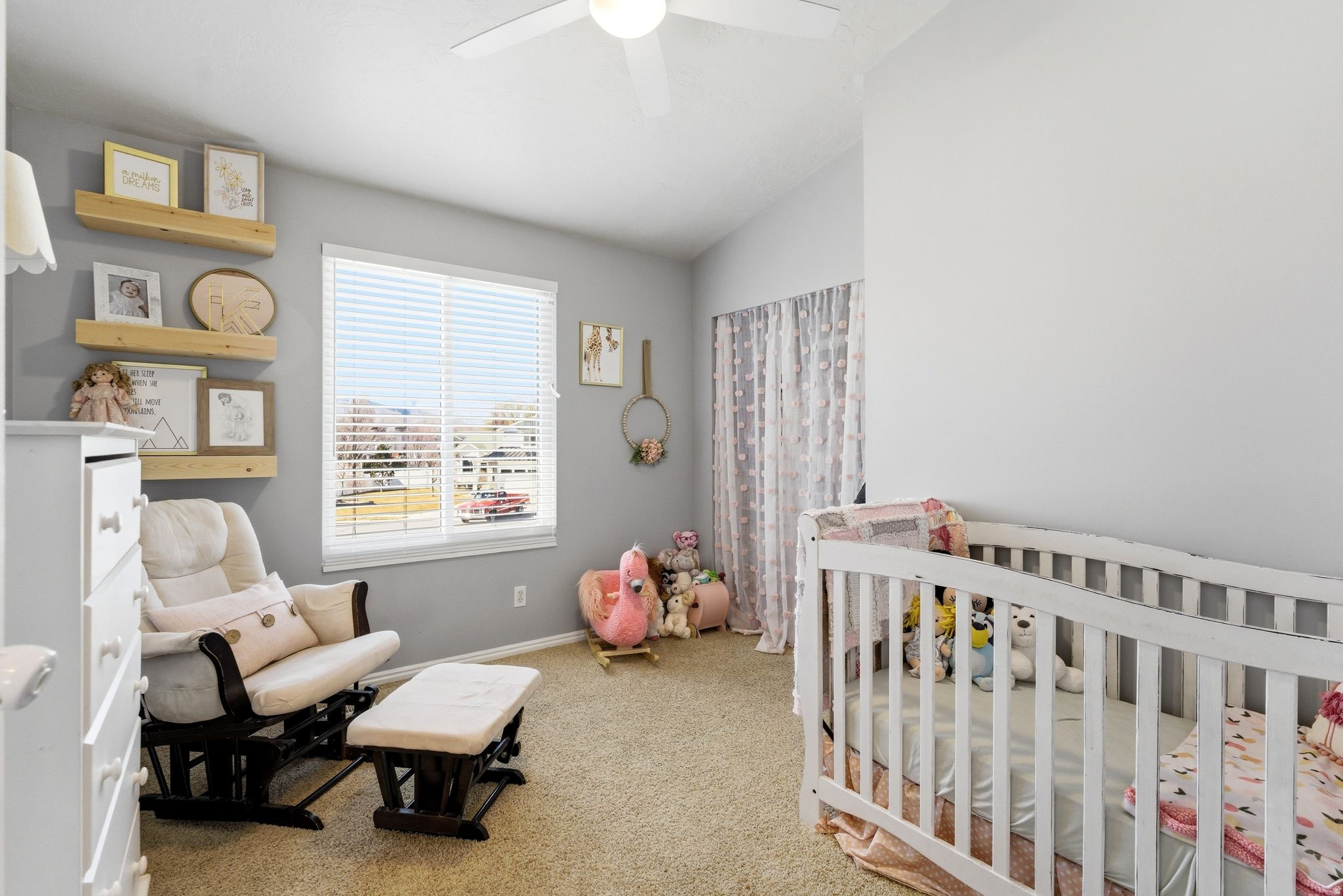 GOLDEN MEADOWS - Residential