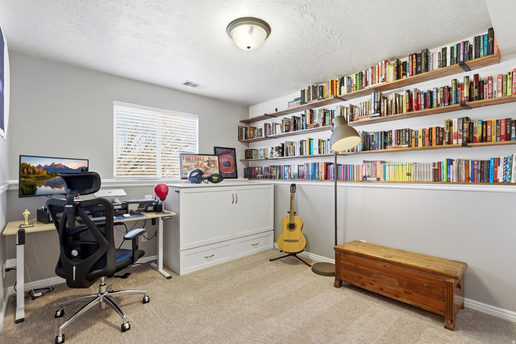 GOLDEN MEADOWS - Residential