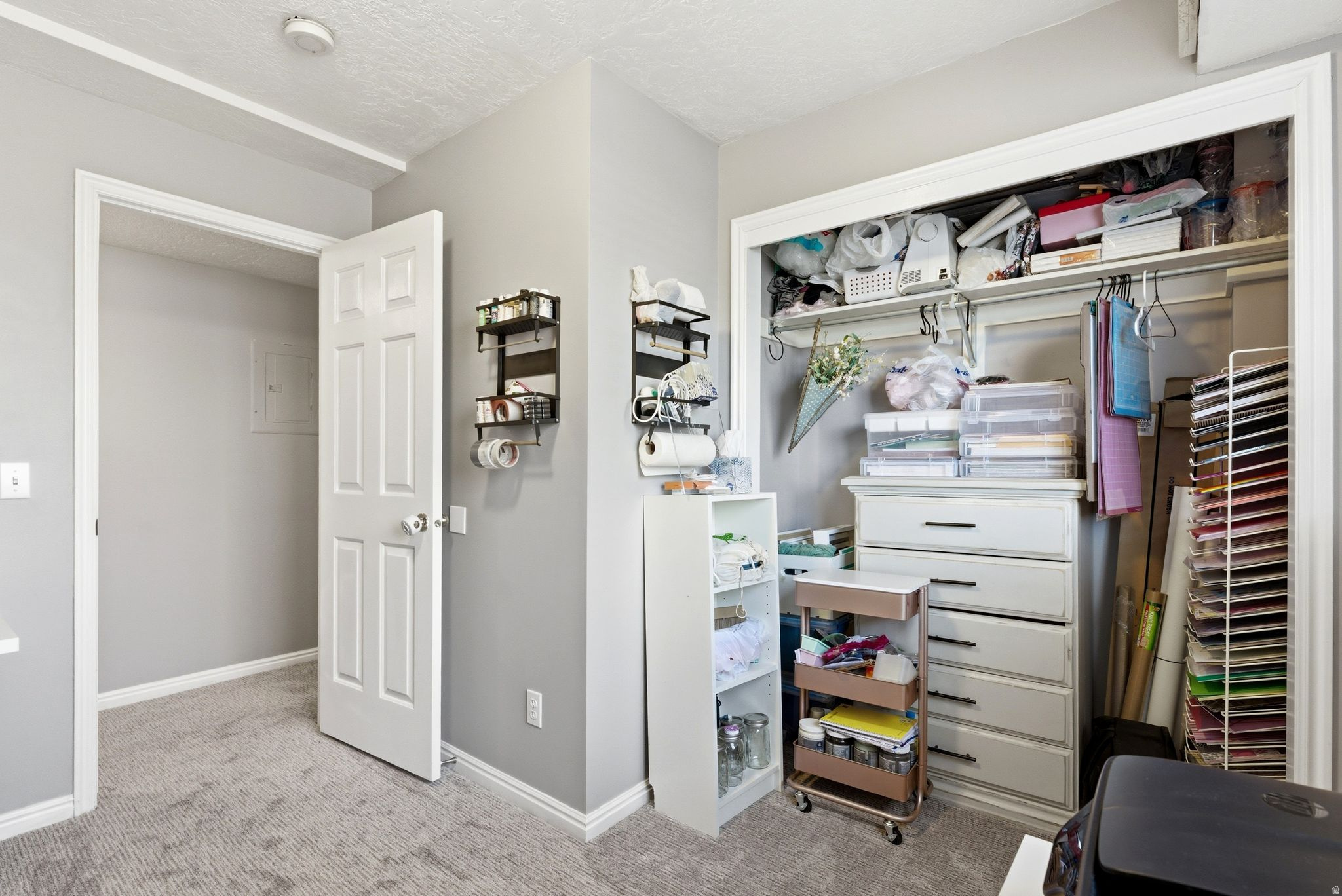 GOLDEN MEADOWS - Residential