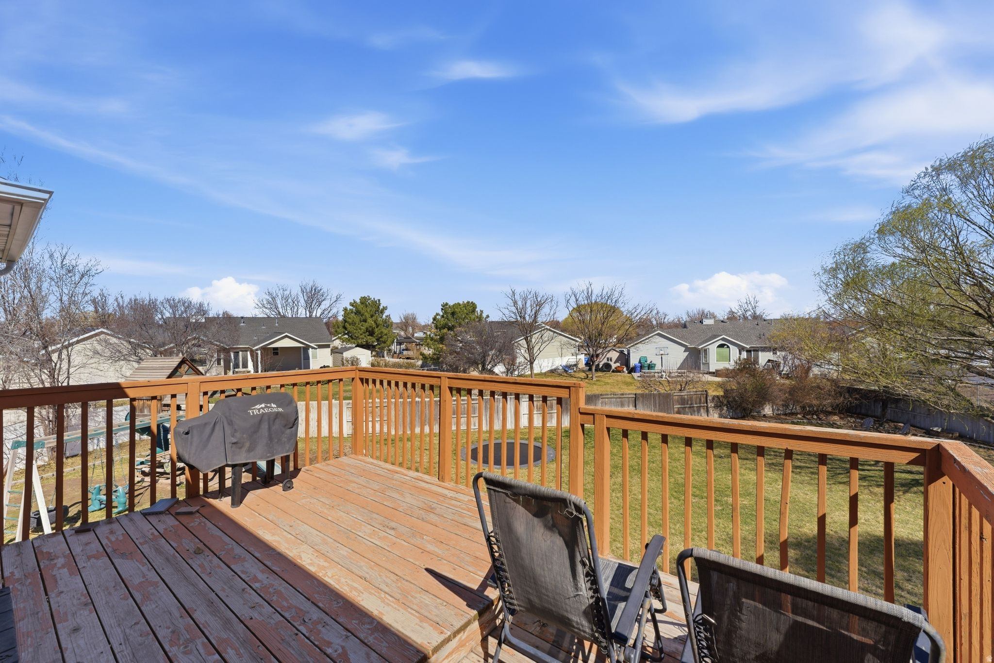 GOLDEN MEADOWS - Residential