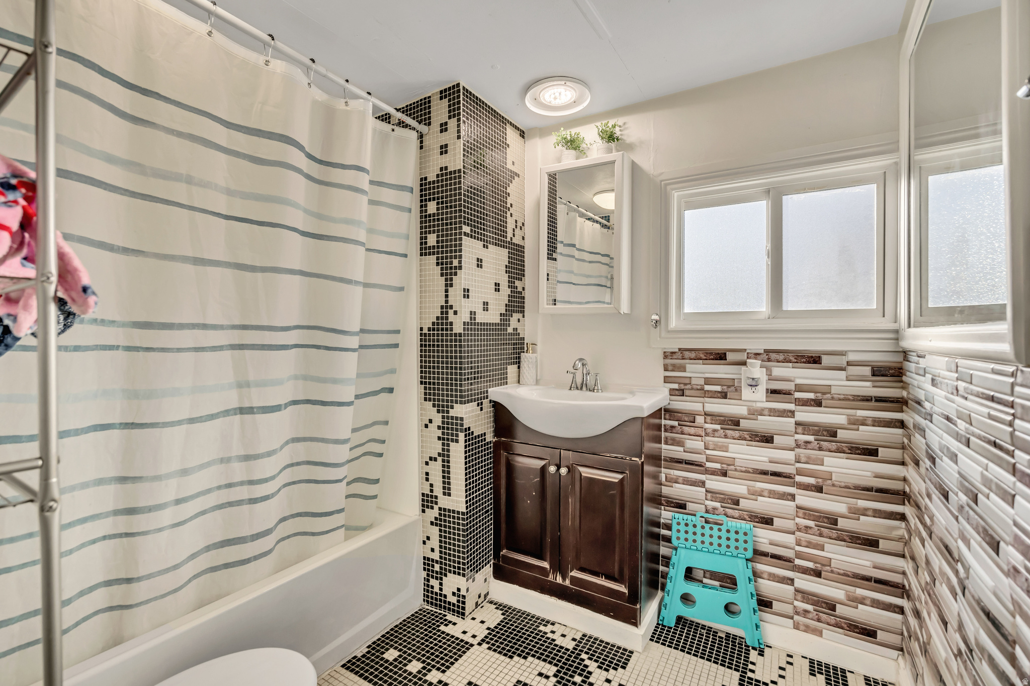 WESTCREST - Residential