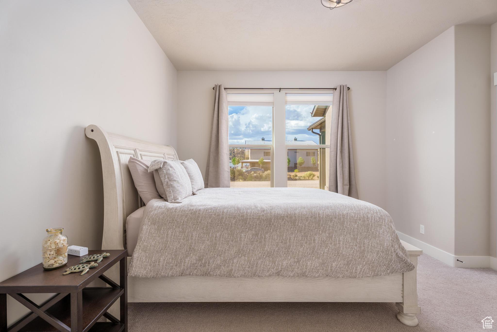 APPLE VALLEY RANCH GOOSEBERRY 1 - Residential