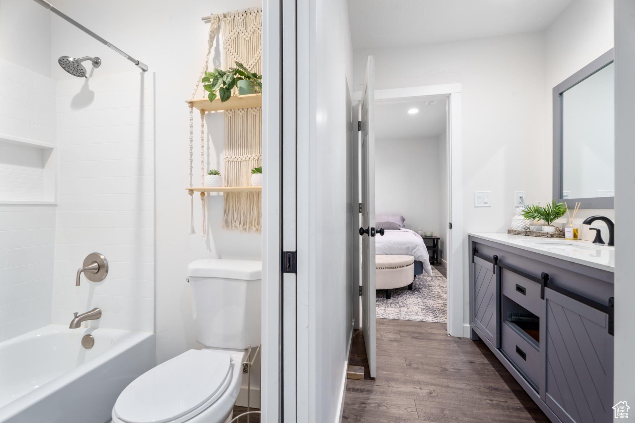 APPLE VALLEY RANCH GOOSEBERRY 1 - Residential