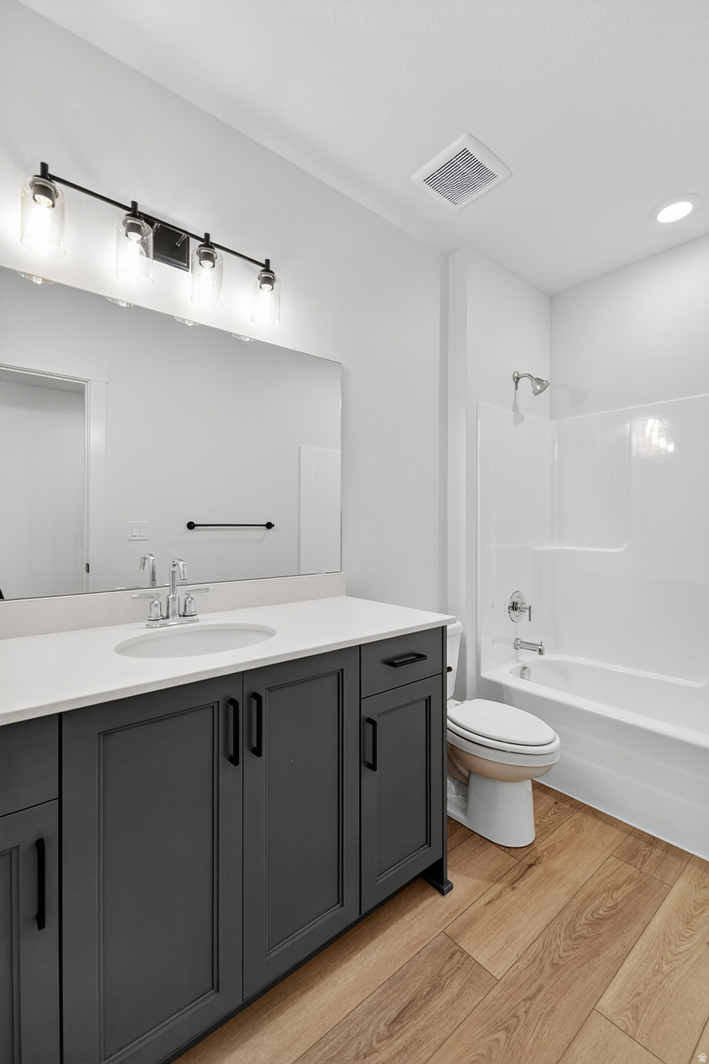 WEST RIDGE ESTATES - Residential