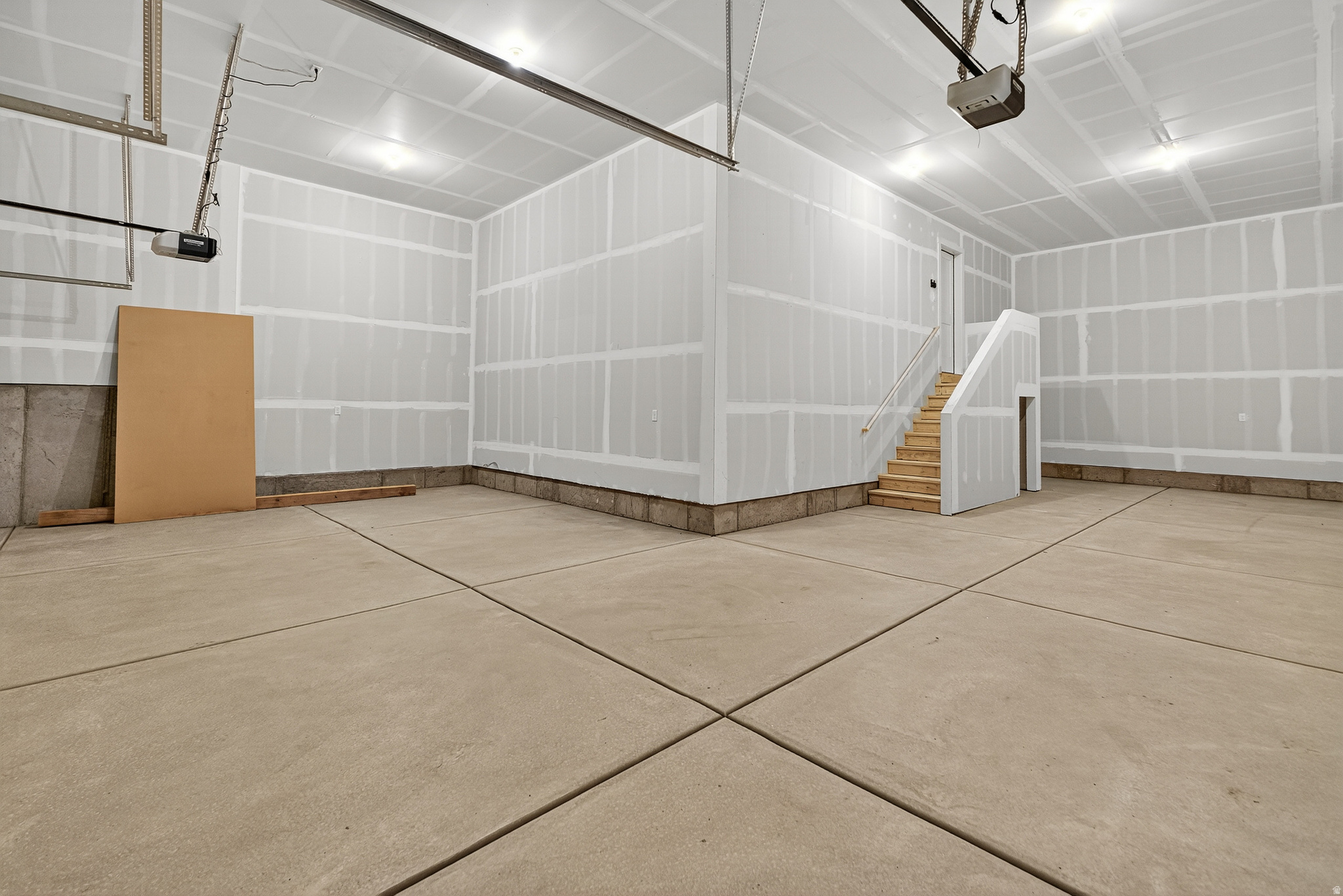 WEST RIDGE ESTATES - Residential