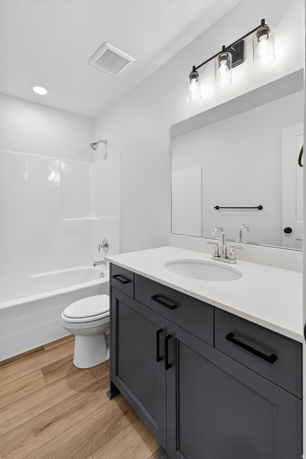 WEST RIDGE ESTATES - Residential