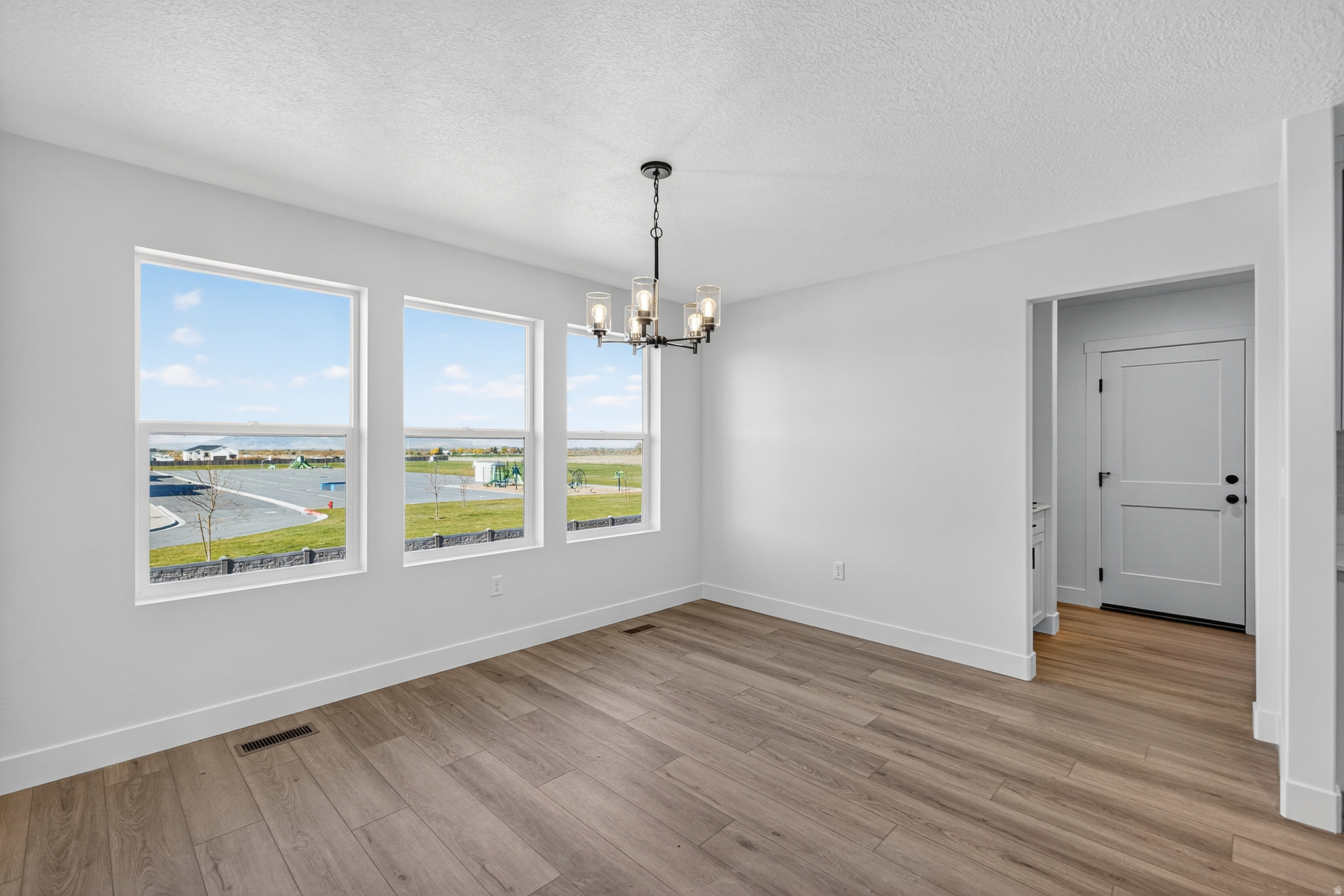 WEST RIDGE ESTATES - Residential