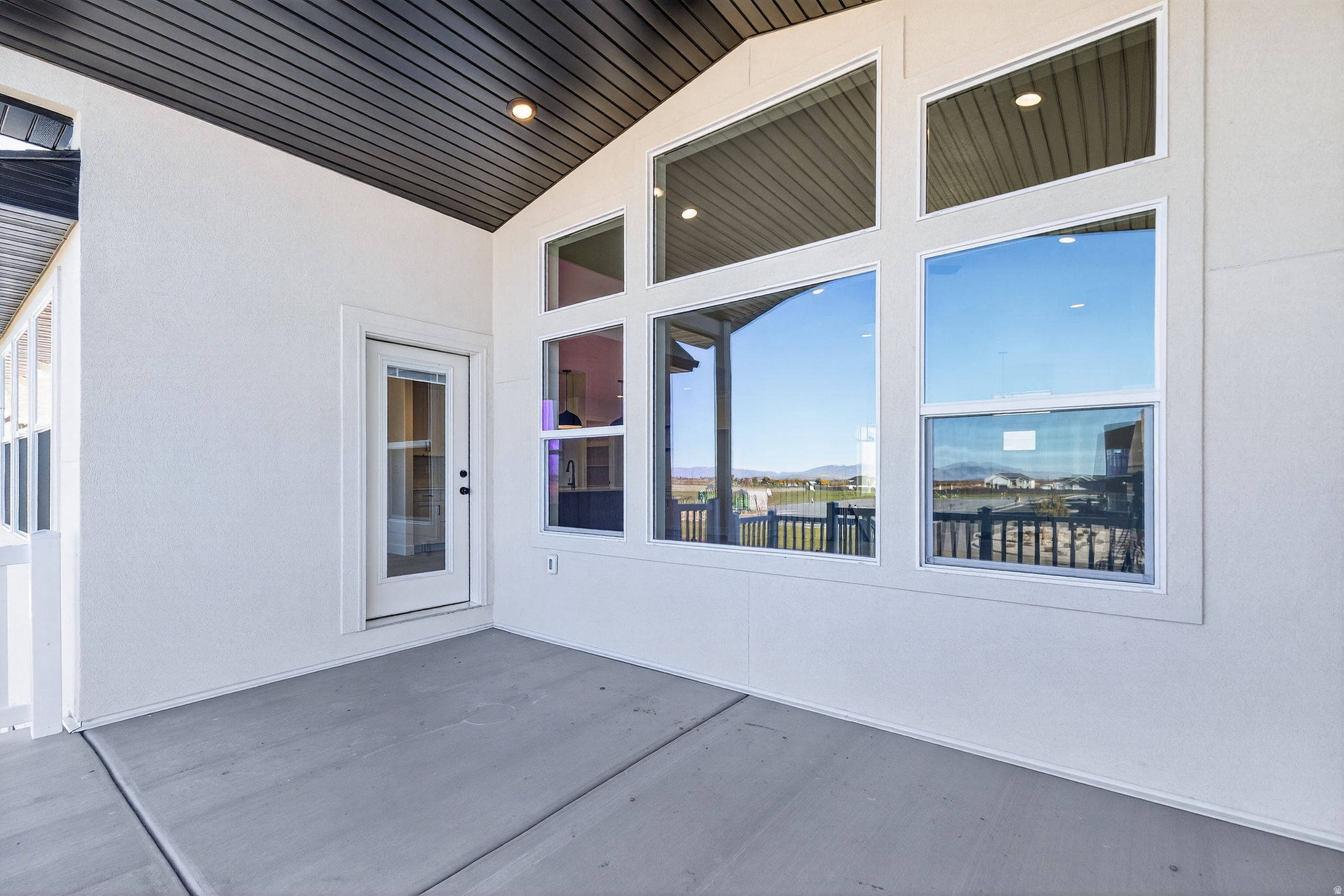 WEST RIDGE ESTATES - Residential