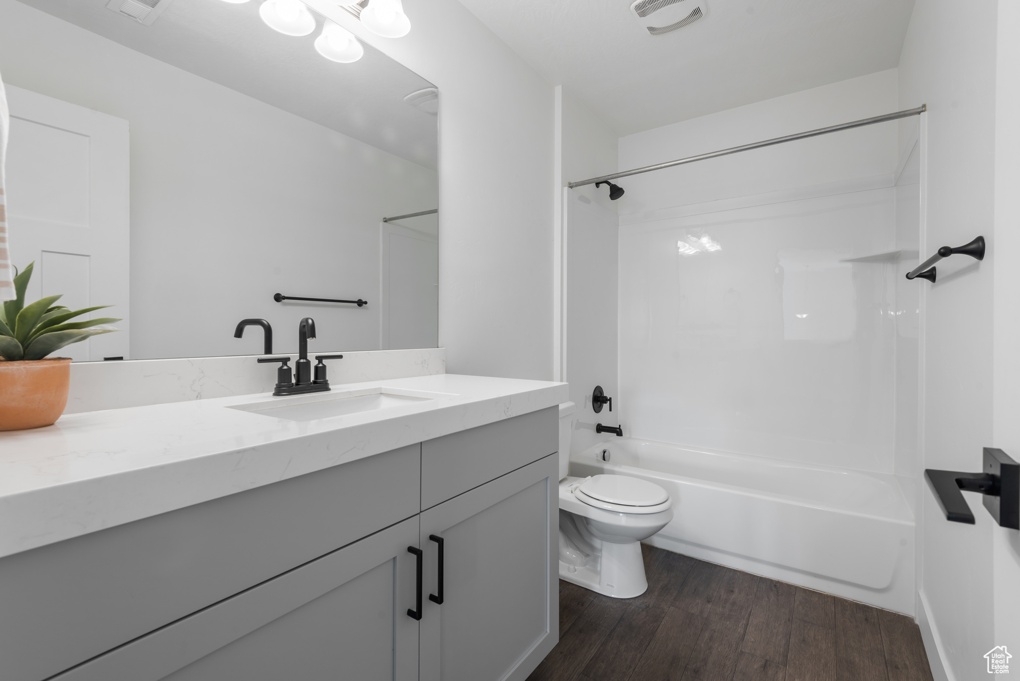 SILVERLAKE - Residential